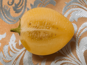 psianka melonowa przekrojony owoc